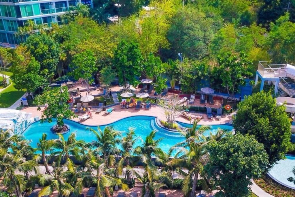 Unixx Condo Pattaya Near Walking Street Exterior foto